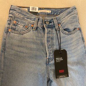 Levi's Ribcage Straight Ankle Size 25